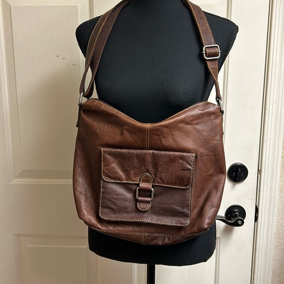 Jack George Leather Crossbody with adjustable strap with out side pocket - Picture 1 of 13
